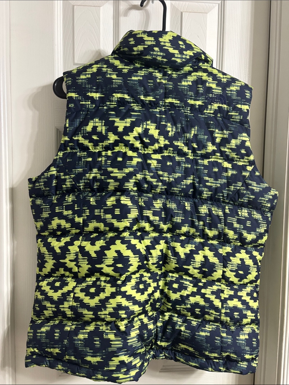 The North Face Women’s Neon Yellow & Navy Patterned Puffer Vest - Picture 4 of 4